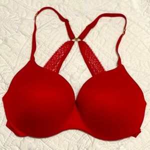 Victoria Secret Incredible Push Up